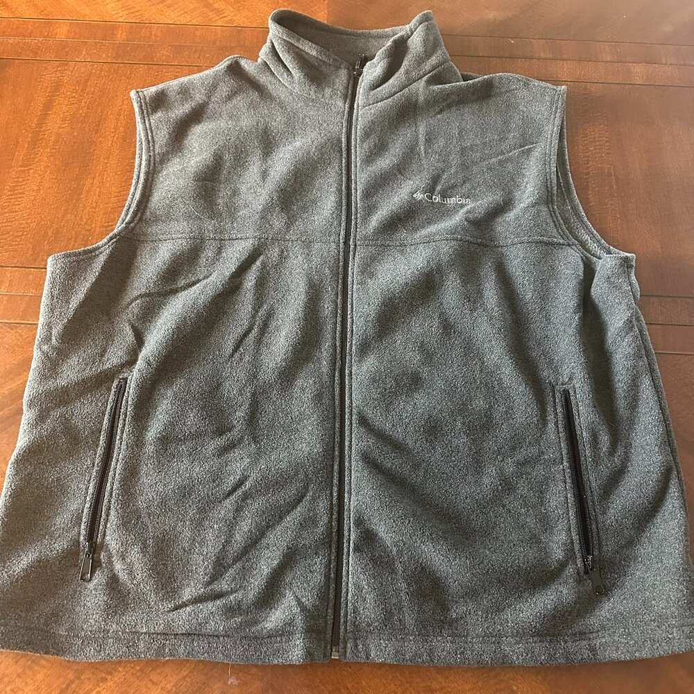 Columbia Vest Mens 2XL Sleeveless Full Zip Solid Gray Casual Fleece Hiking